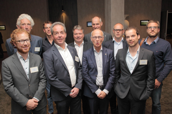 70 jaar Industriële Kring voor Nijmegen en omgeving Stip op de horizon, voeten op de grond