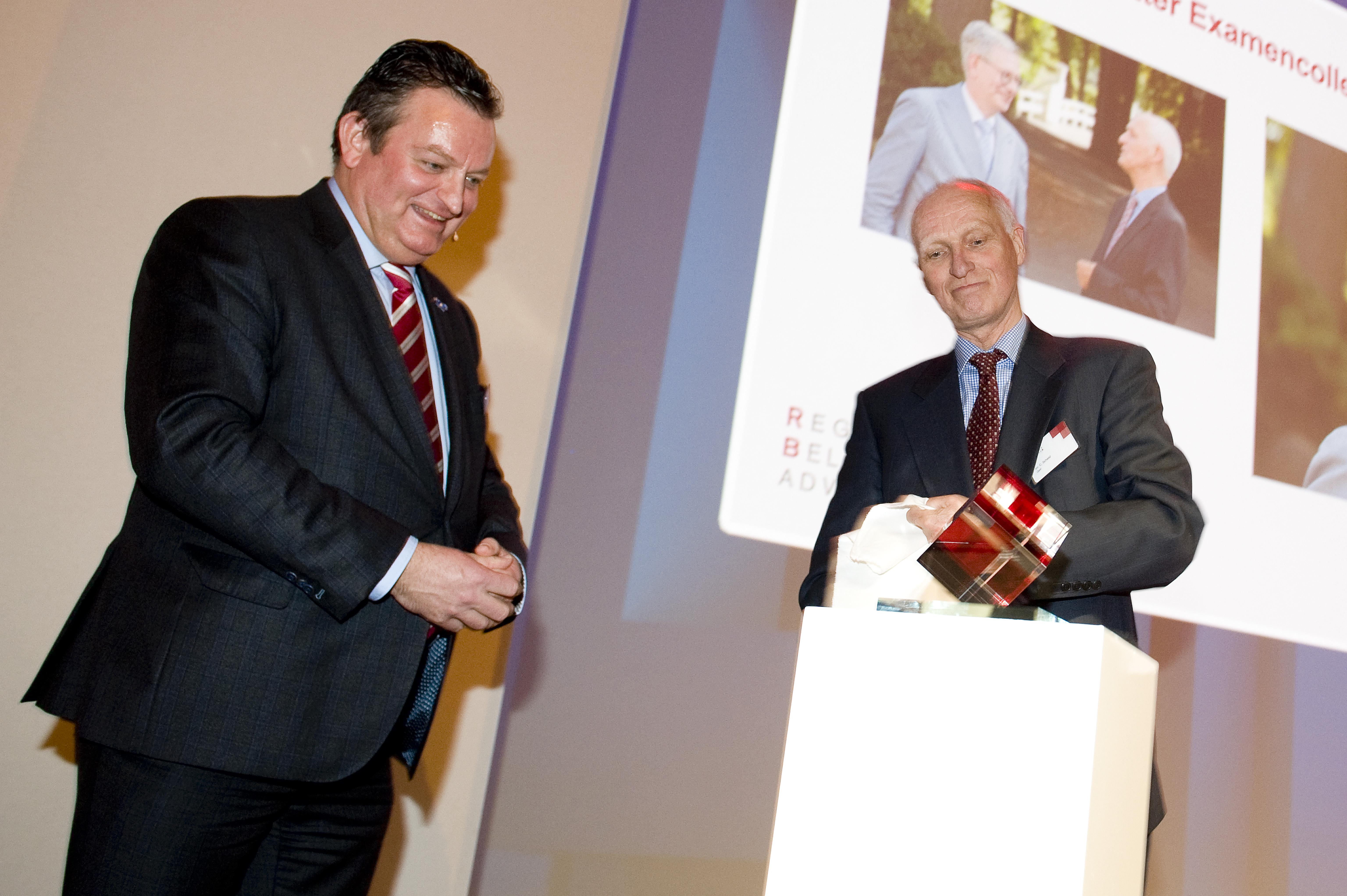 RBriljant uitgereikt aan mr. Cees Schaap
