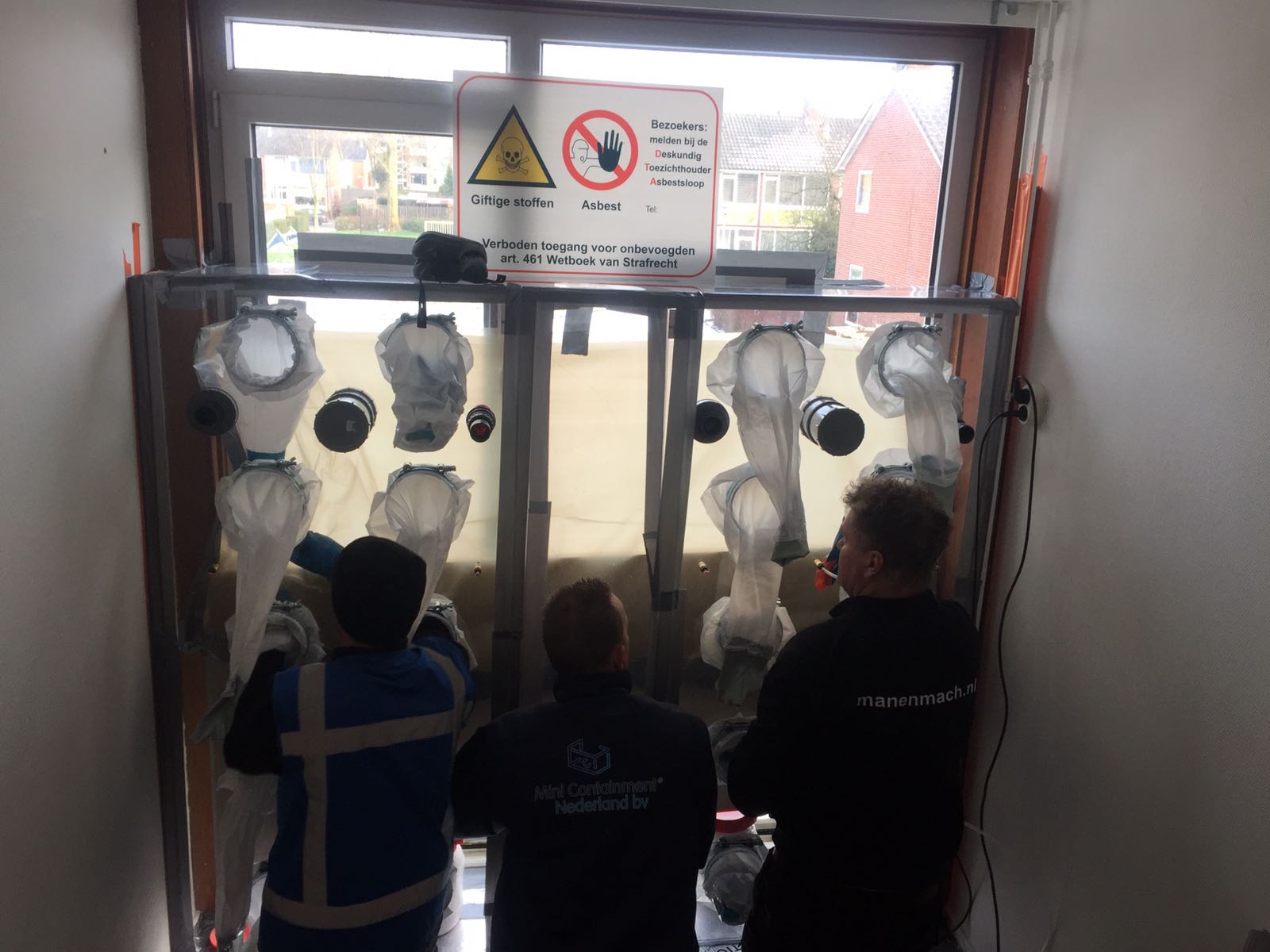 Asbestspecialist Man&Mach heeft wederom primeur met nieuwe toepassing MiniContainment