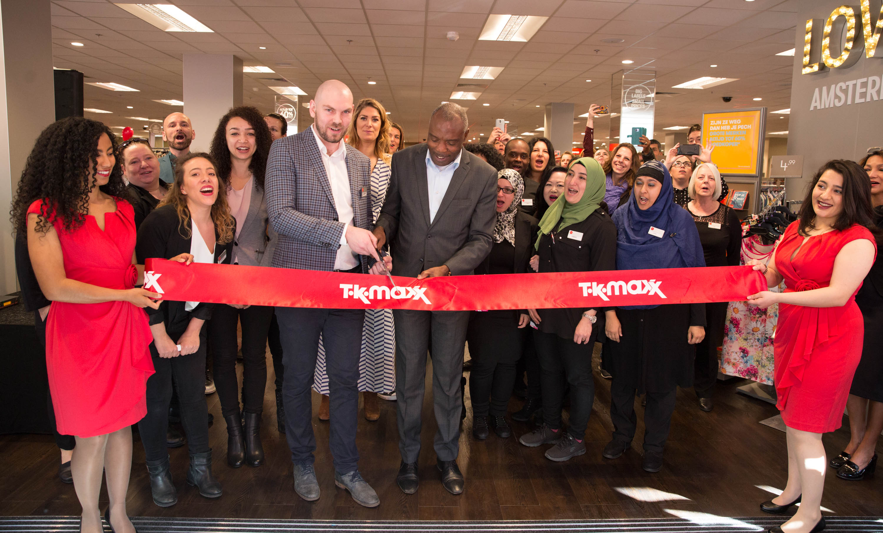 TK Maxx Amsterdam Poort is vanaf vandaag open!