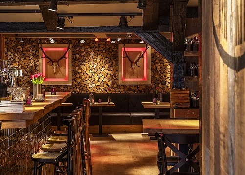 Koen Kardashian presenteert ‘The Quardashian’ in Hudson Bar & Kitchen