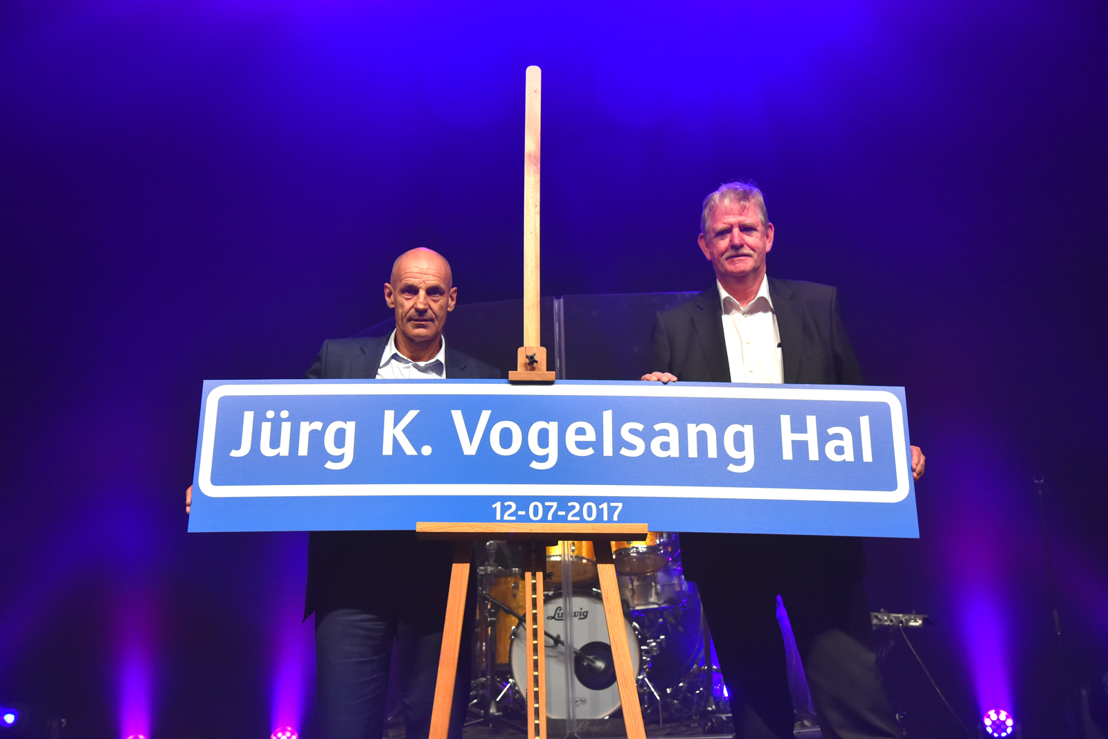 MotipDupli opent ultramoderne magazijn