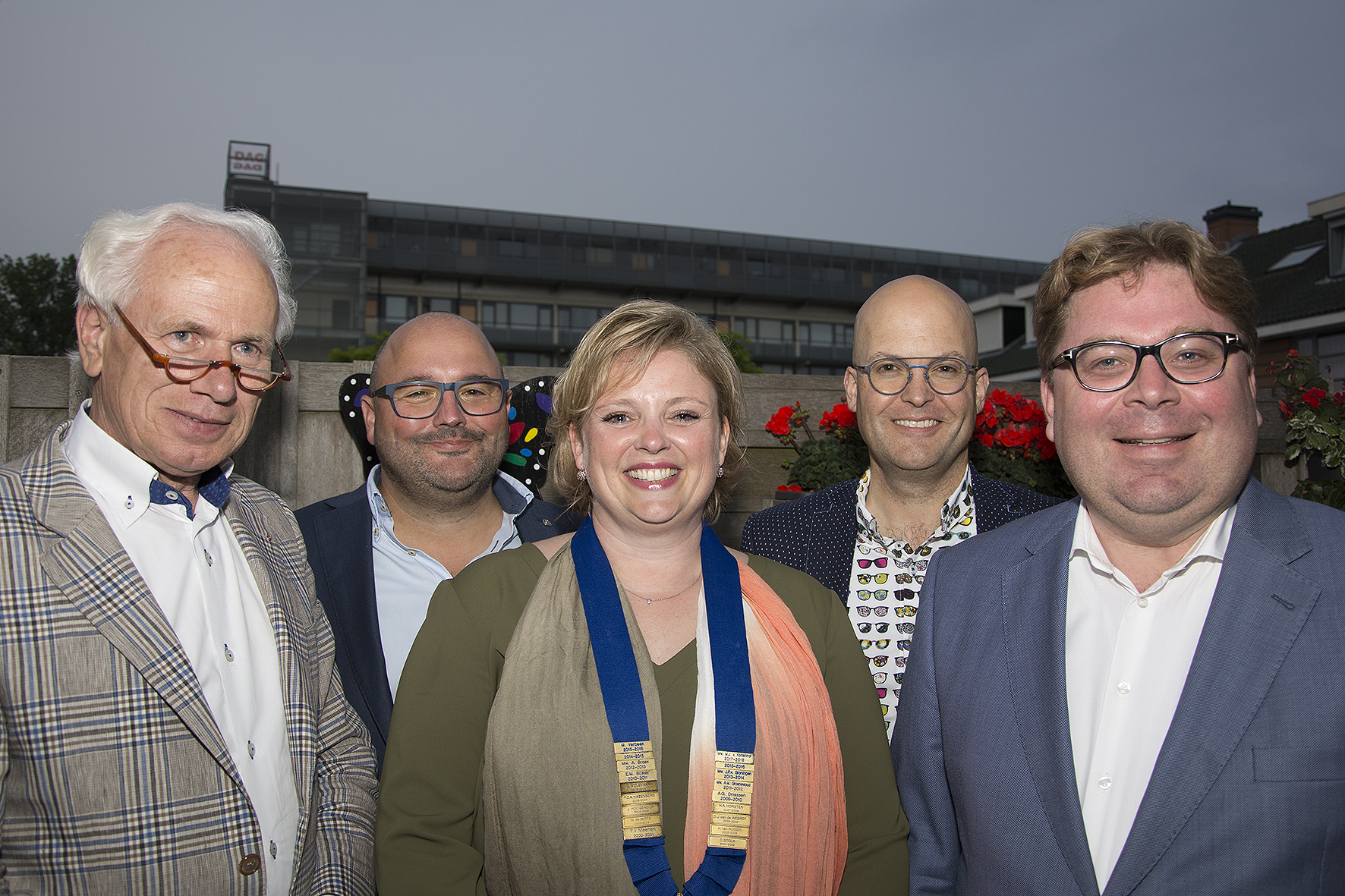 Rotaryclub Vlaardingen geeft 27.000 euro aan het goede doel