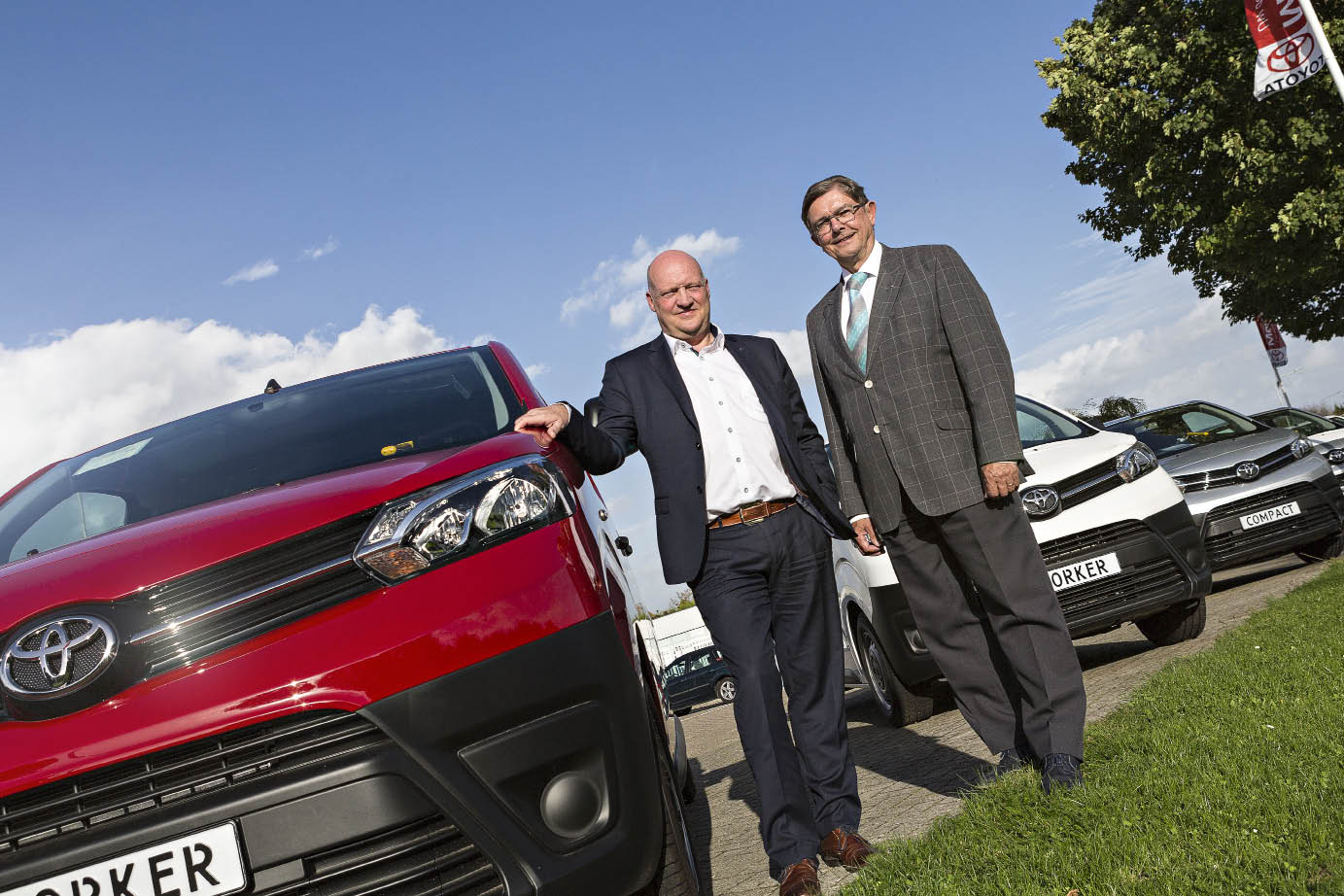 Mengelers en Toyota, back in bedrijfswagens