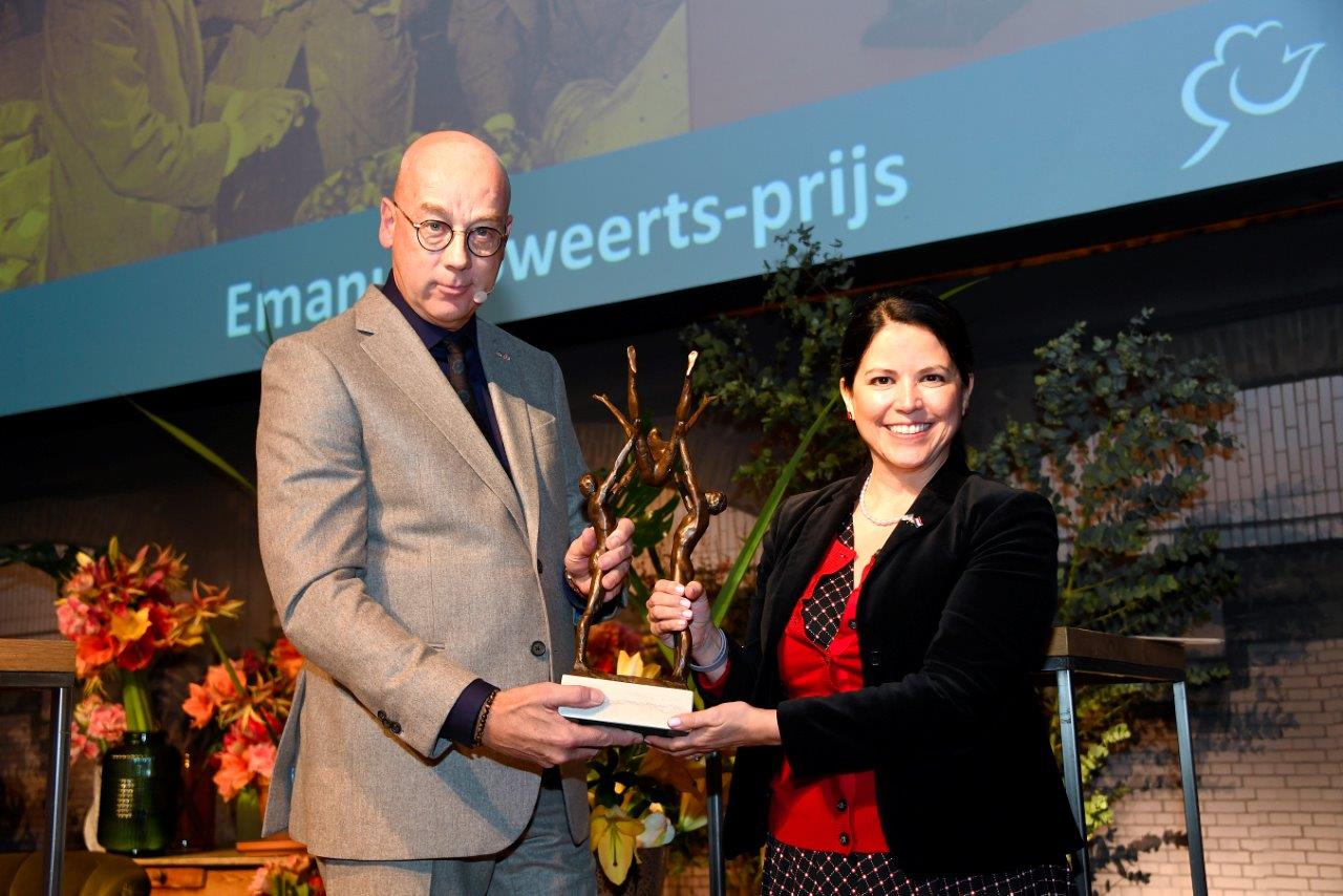 Anthos reikt Emanuel Sweertsprijs uit aan USDA/APHIS