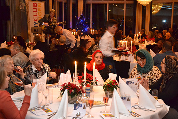 Rotary Club Vlaardingen houdt alleenstaandendiner