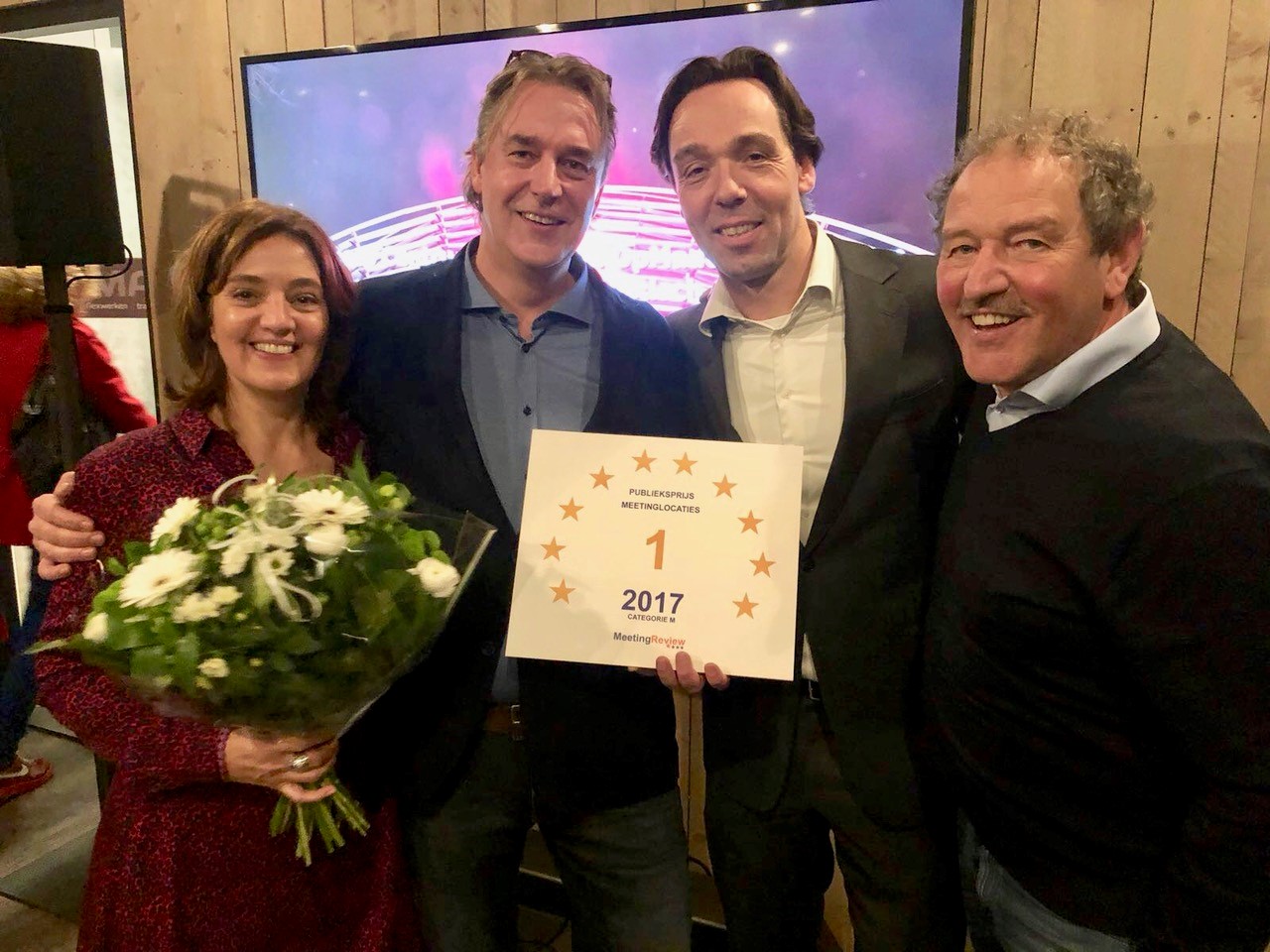 Opmaat Vergaderen scoort 9,5 en wint MeetingReview Publieksprijs 2017