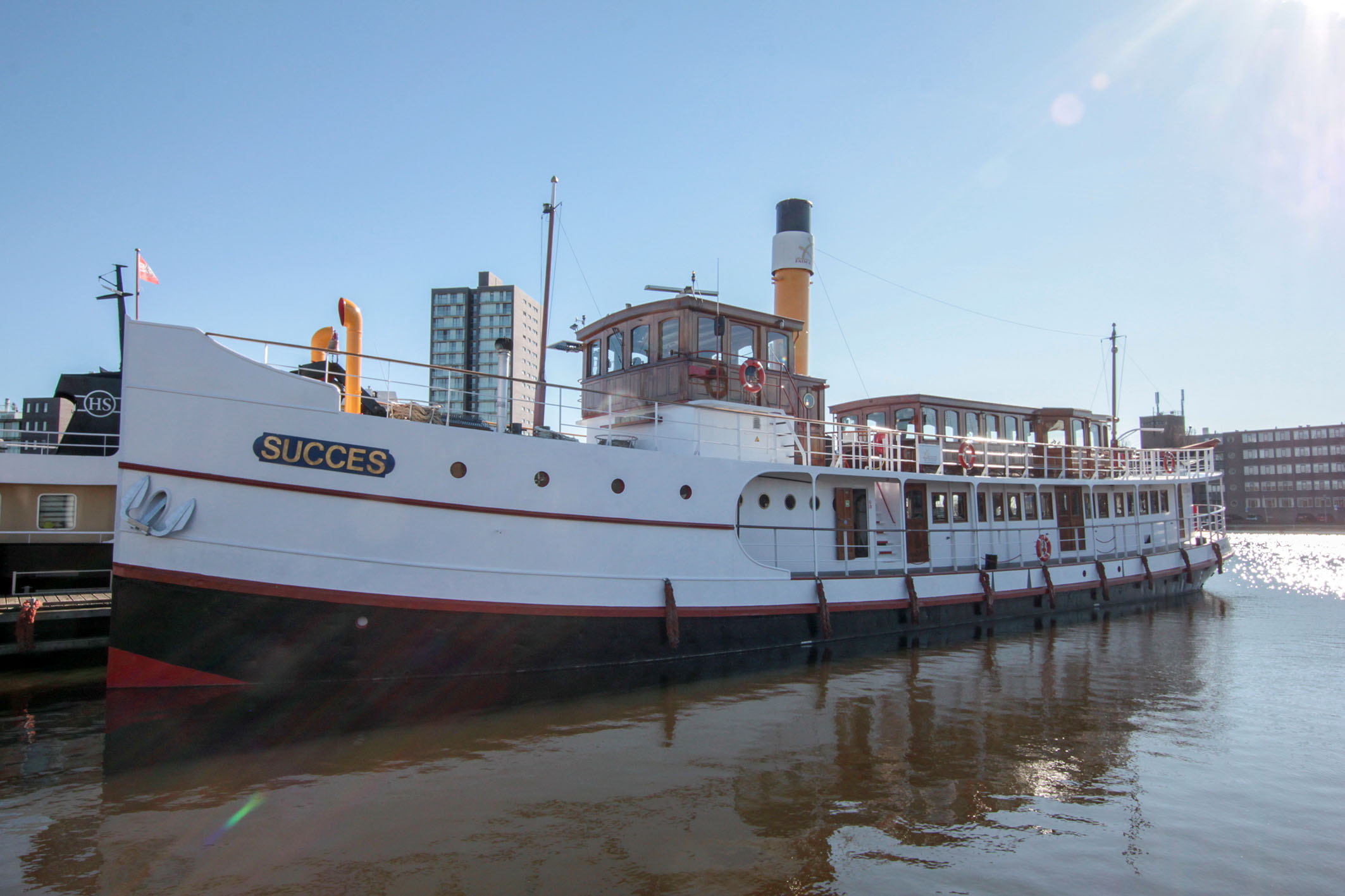 SS Succes via online veiling verkocht aan Nederlandse rederij