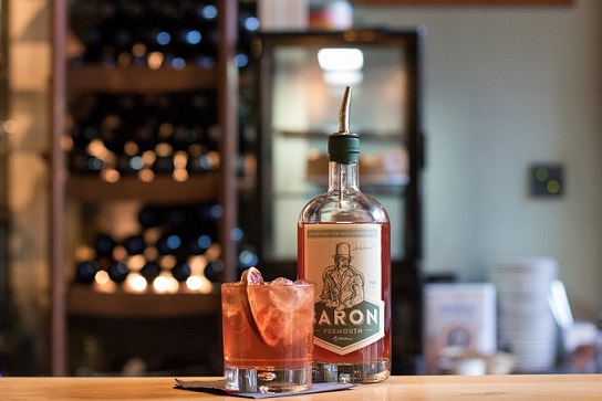 Rotterdamse handcrafted Baron Vermouth verovert Nederland