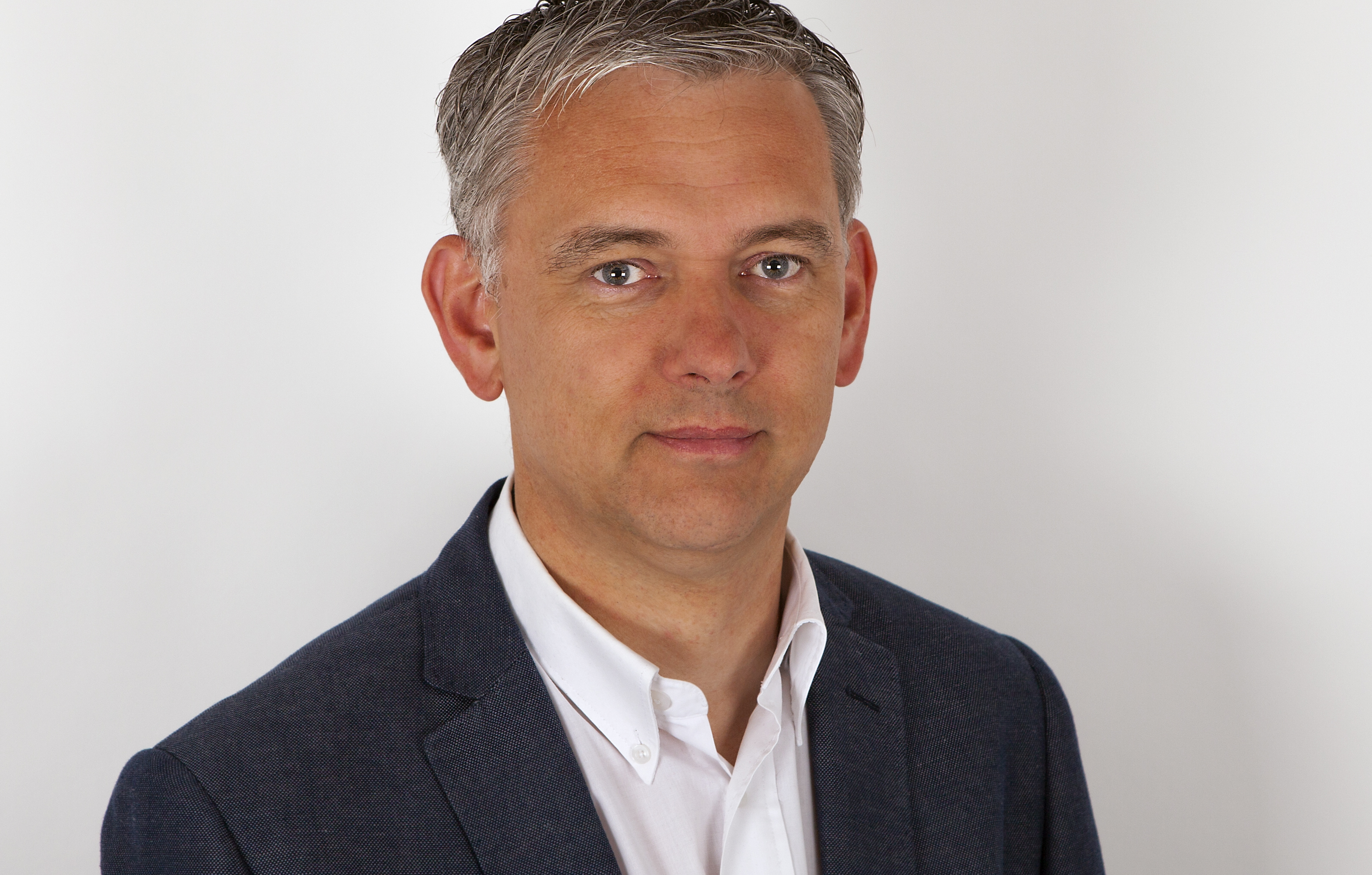 Snikkers & Partners - Thuis in transport