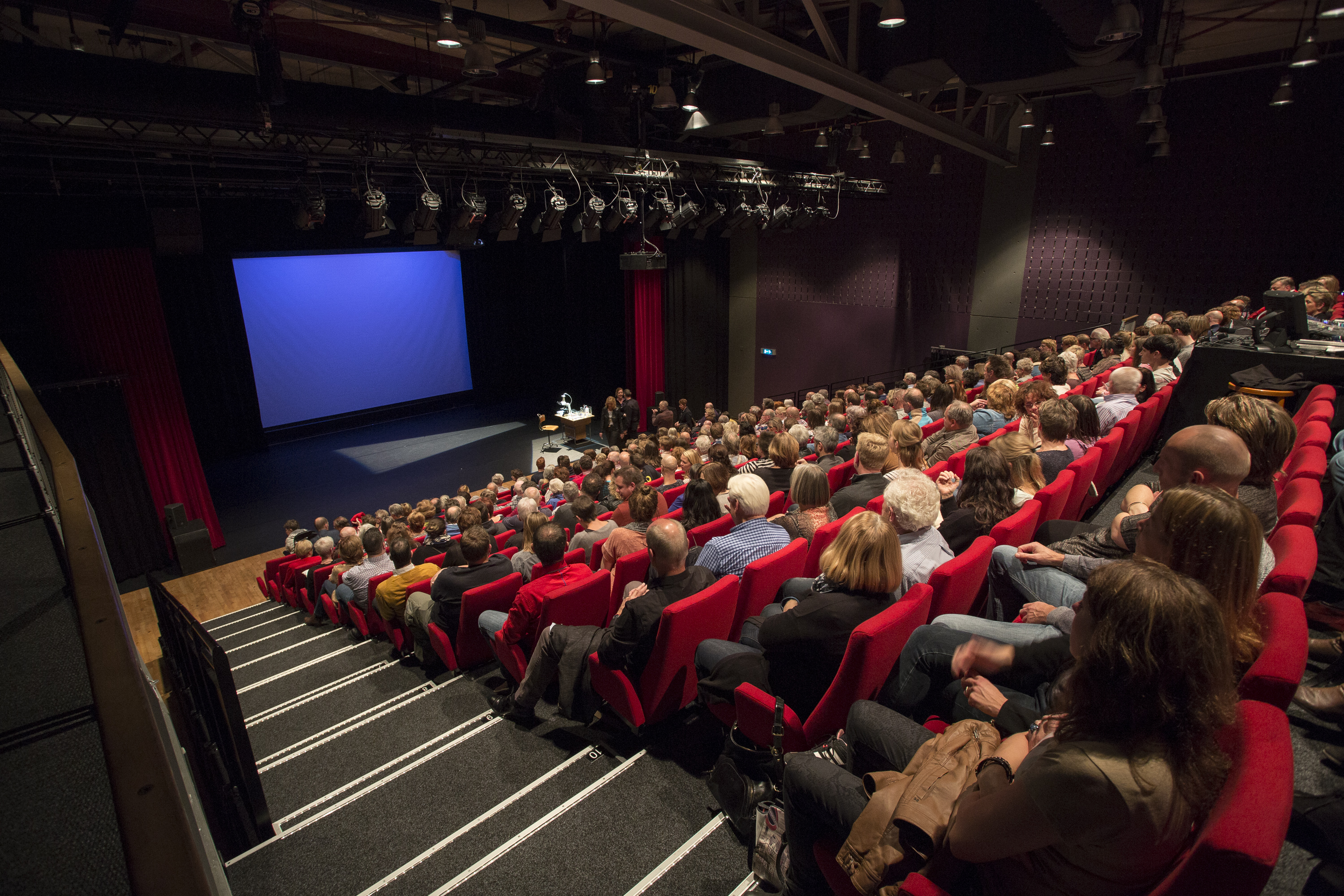 Cascade: Het podium voor uw evenement