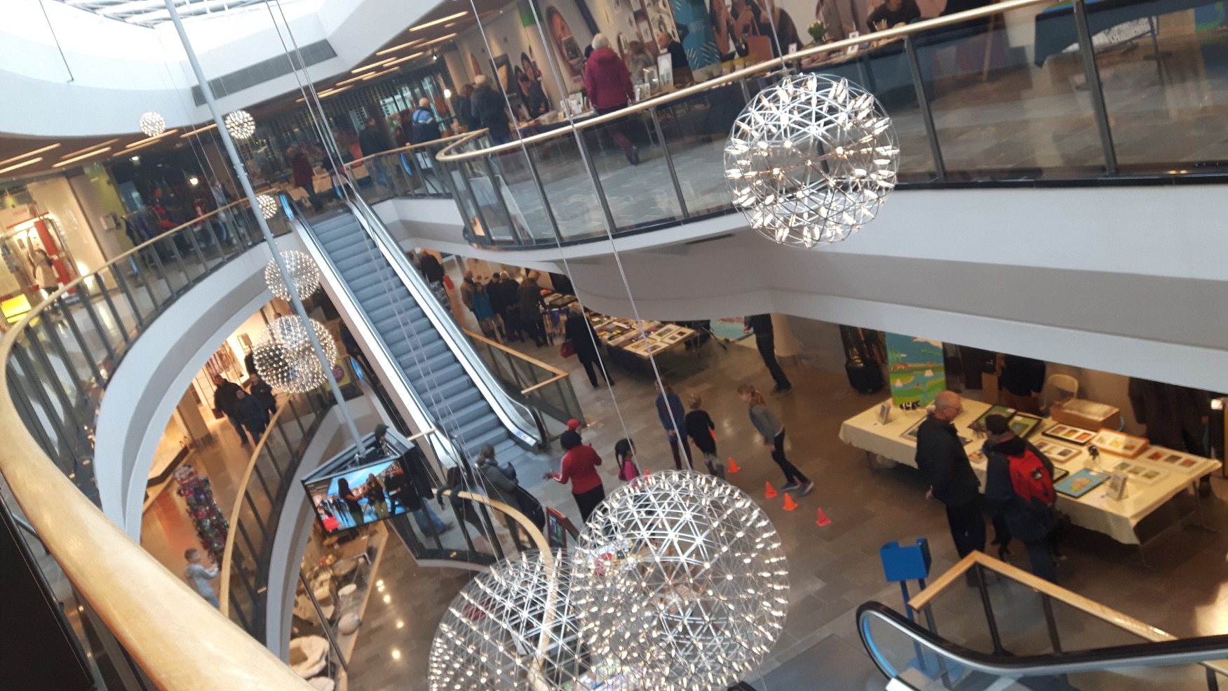 Syntrus Achmea verhuurt 1.440 m2 in winkelcentrum Zaailand aan ROC Friese Poort