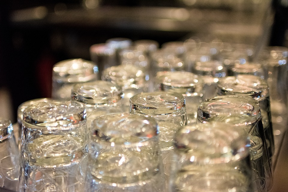 Eerste lichte omzetdaling in zes jaar voor de horeca