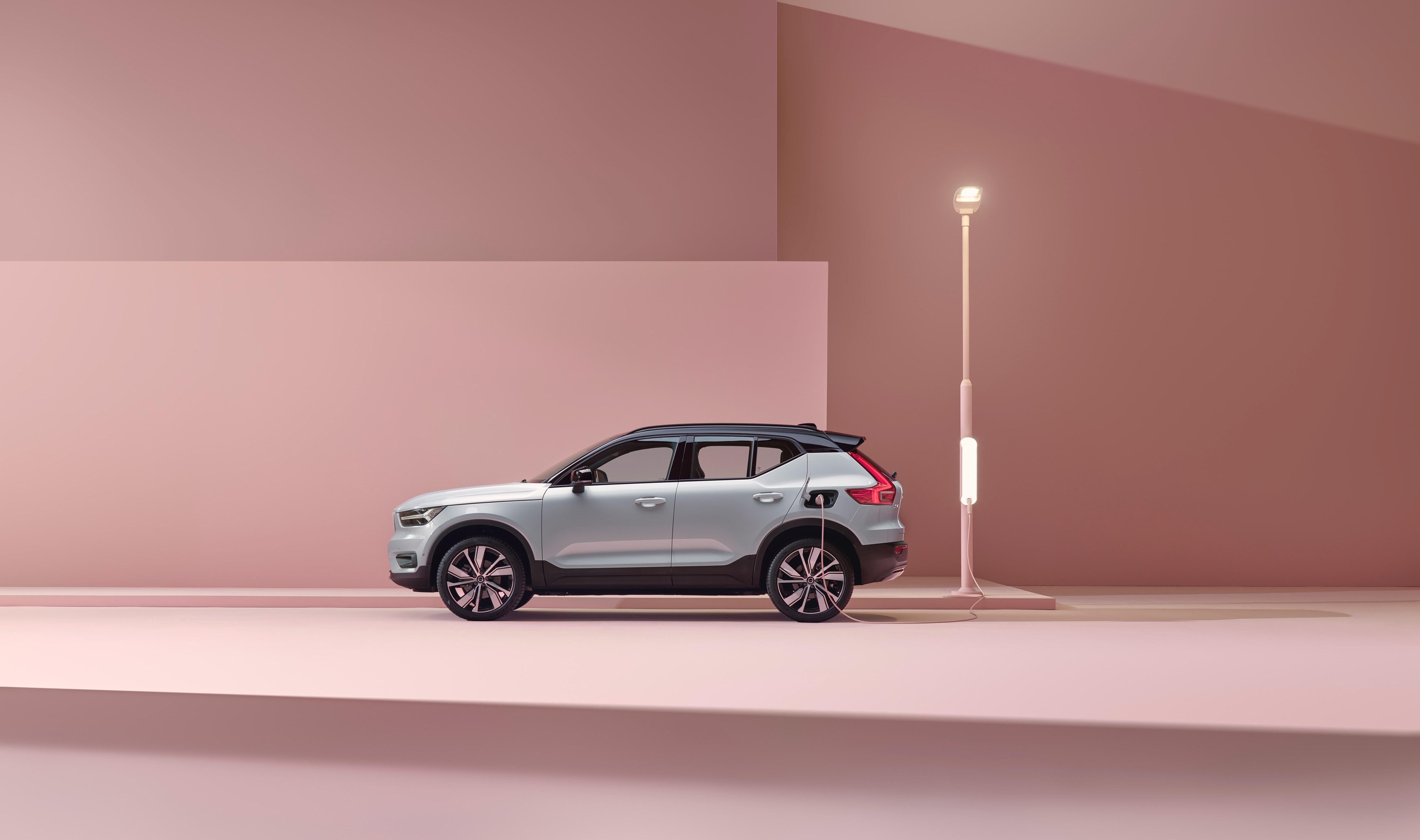Nieuwe volvo XC40 Recharge: volledig elektrisch en onderdeel van Recharge modellengamma