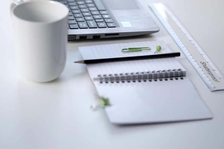 Zakelijke geschenken: 5 praktische bureau artikelen met logo