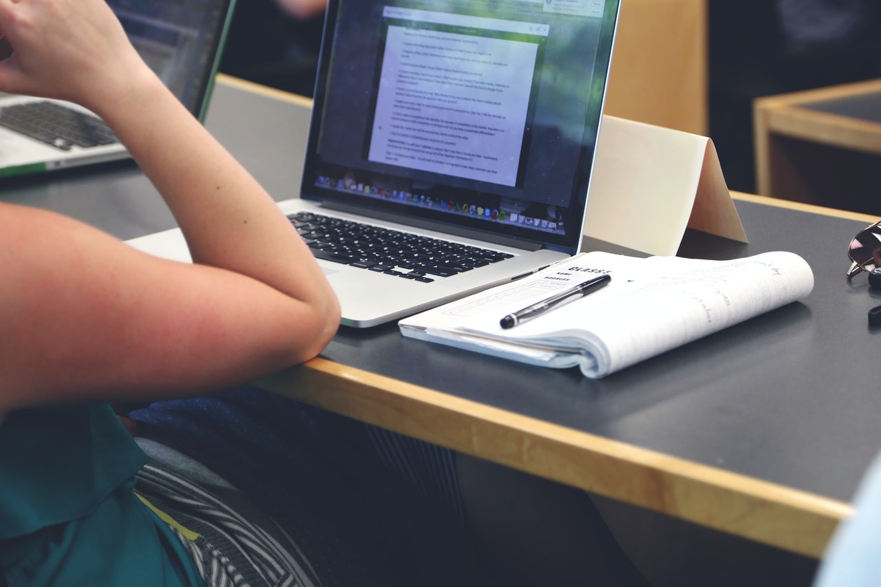 Studie PC huren of kopen?