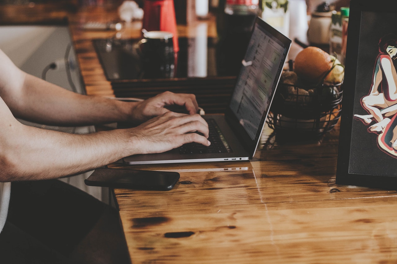 Tweedehands laptop kopen? Hier moet je op letten
