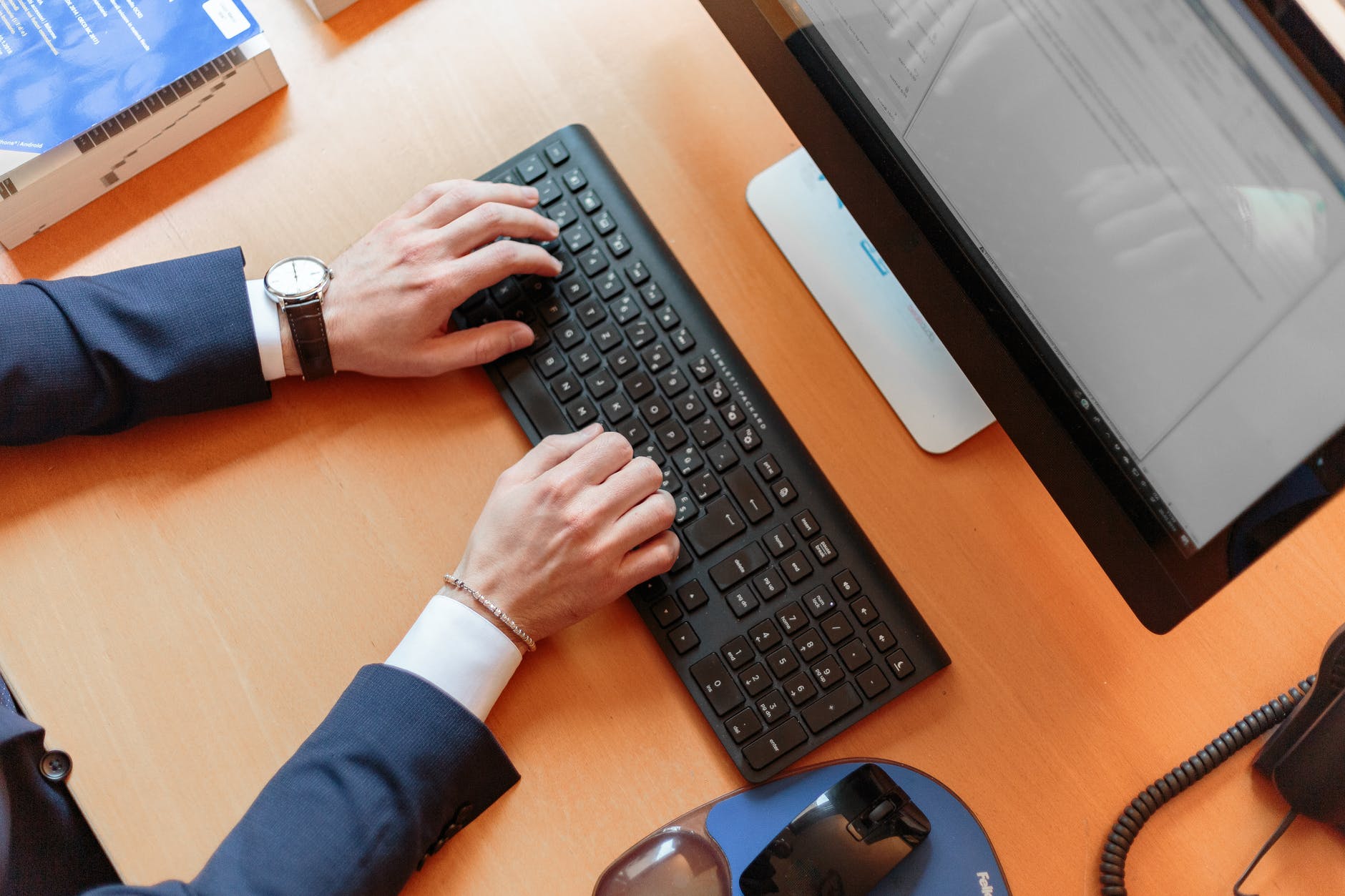 Microsoft en LinkedIn slaan handen ineen om COVID-werkloosheid aan te pakken