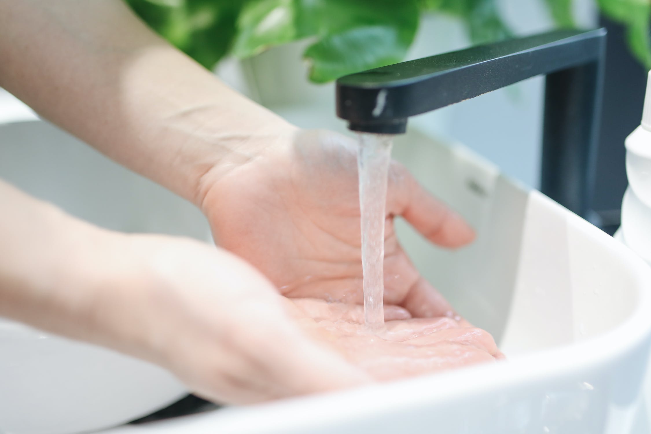 Vijf tips waarmee je het toilet van je kantoor kunt verbeteren
