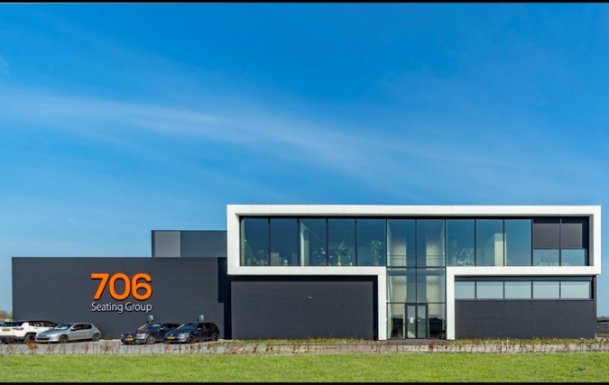 AVerest Capital investeert in 706 Seating Group, de grootste Europese private label-leverancier van hoogwaardige stoelen