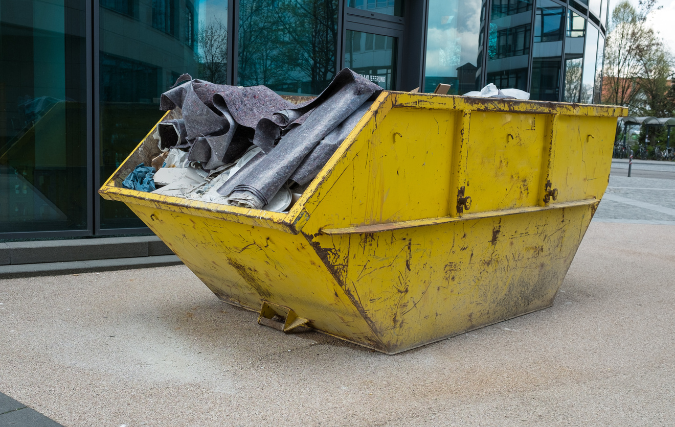 Afvalcontainer huren: Hoe kies je de juiste voor jouw renovatieklus?