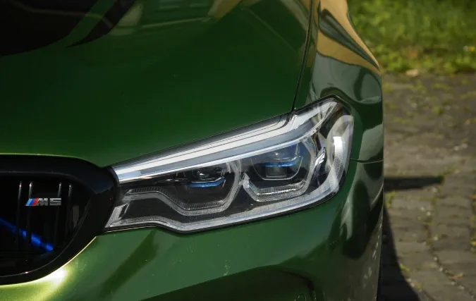 Bedrijfsauto verzekeren: een ondernemer keuze die direct raakt aan continuïteit