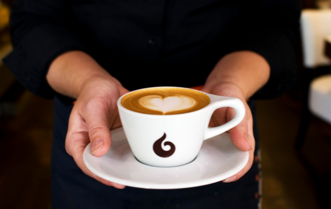 Cavesco kiest voor Menuez International