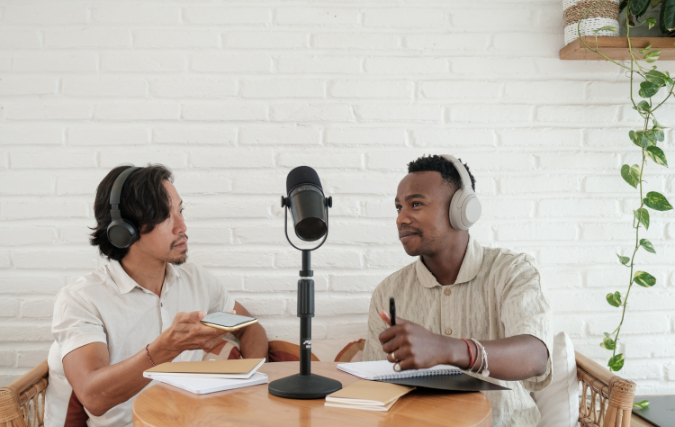 SRM & Babbage Company lanceren COMPOD, dé communicatiepodcast