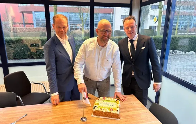 Koninklijke Van Leeuwen neemt Corrotherm International over