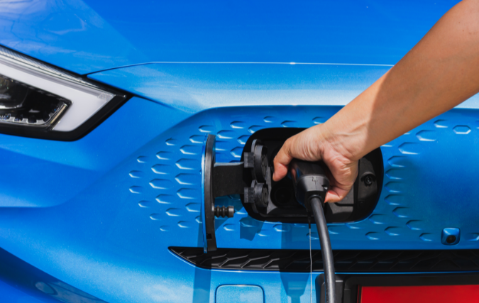 Elektrisch rijden met jouw bedrijf: alle voordelen op een rij