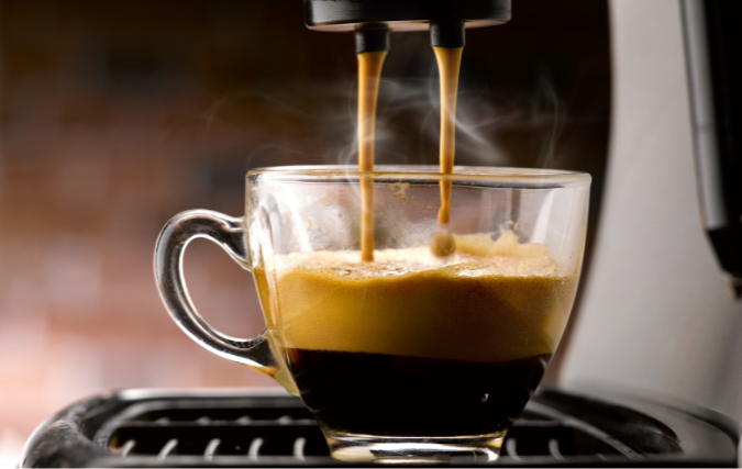 Koffiemachines voor ondernemers: boost je productiviteit met de perfecte espresso