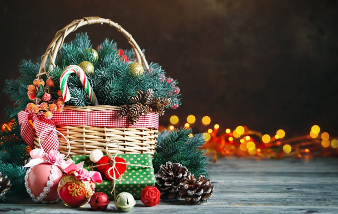 Unieke, eigentijdse kerstpakketten/kadomanden naar eigen wens samen te stellen.