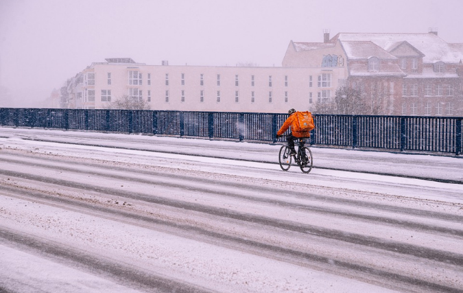 Uurlonen rijzen de pan uit door personeelstekort