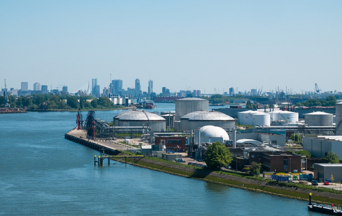 Dura Vermeer neemt meerderheidsbelang in A. de Reus Aannemersbedrijf ter versterking haven- en industrie-activiteiten