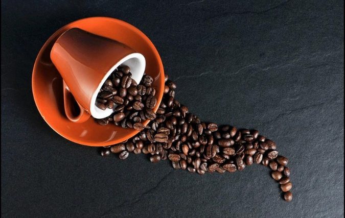 Nederland vindt zijn koffie en thee steeds vaker online