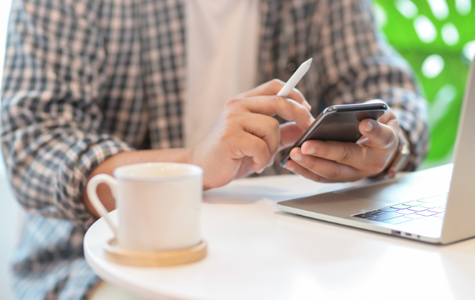 Waarom zowel een zakelijke-  als persoonlijke mobiel handig is