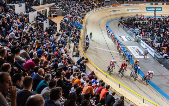 Feestelijke heropening gerestyled Omnisport met Olympisch kampioenen