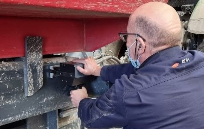 RDW: actie VIN-inslag (land)bouwvoertuig op locatie