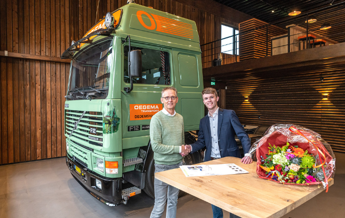 Oegema Transport tekent voor vijf Volvo FL Electric-bakwagens
