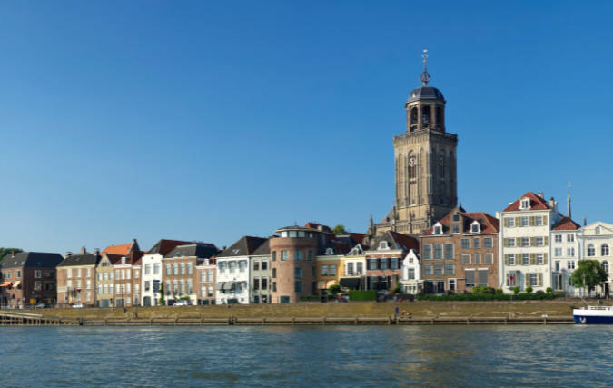 100 jaar Technische Unie in Deventer; ‘lokale betrokkenheid en klantencontact staan voorop’