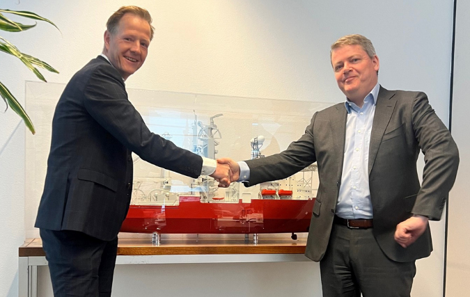 Royal IHC kiest opnieuw voor servicedesk en on-site support van Fujitsu 