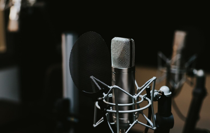 Podcast: #COVID-19: HUISWERK VOOR THUISWERK!