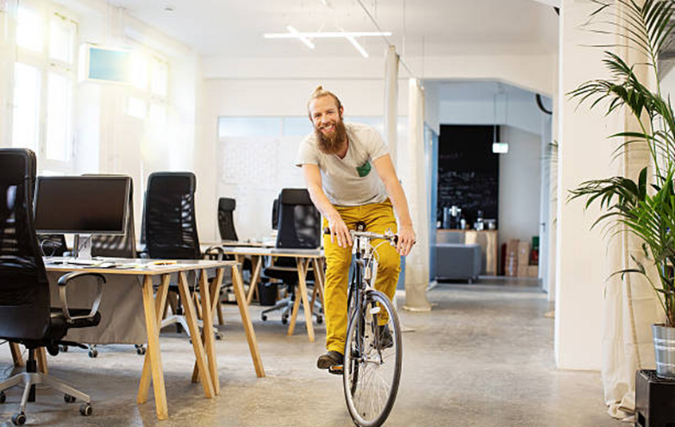 De voordelen van fietsen naar kantoor