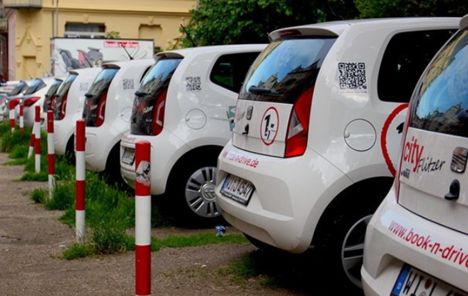 Zakelijke groei en mobiliteit: de rol van bedrijfsautoverhuur voor ambitieuze ondernemers