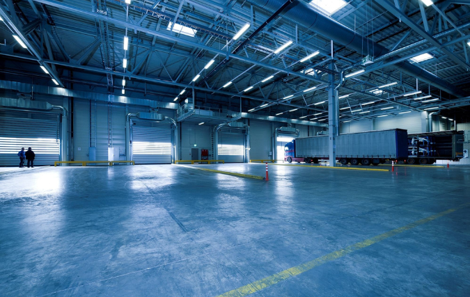 Bedrijven helpen bij het zoeken van de perfecte openslaande garagedeur