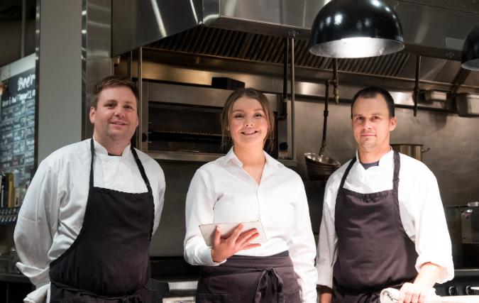 Zo helpt een uitzendbureau bij het vinden van het beste horeca team