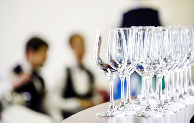 The Hospitalitist en MJRTOM bundelen hun krachten