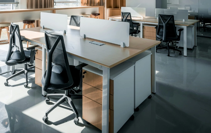 Investeren in werknemerswelzijn: van ergonomische stoelen tot cooling vests