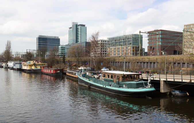 Kantoor hebben op een woonboot: De voordelen op een rij