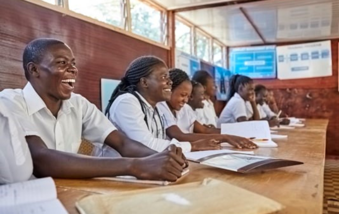 AFAS Foundation en Edukans bundelen krachten om werkloosheid tegen te gaan